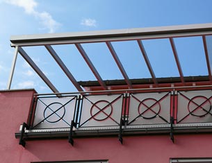 Überdachung Balkone